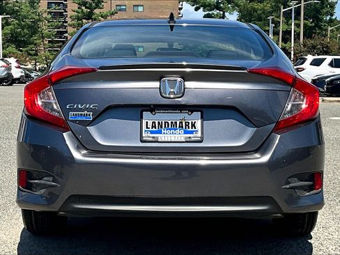 Used 2018 Honda Civic EX-T image 4