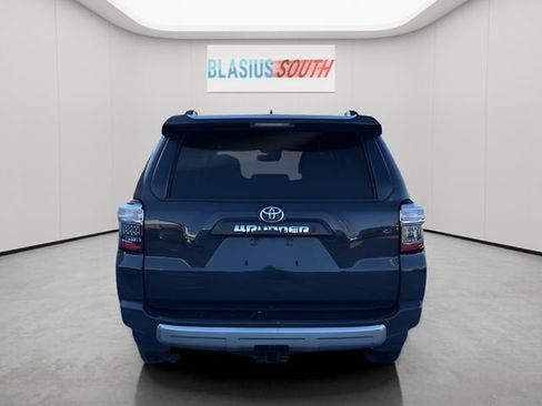 Used 2024 Toyota 4Runner TRD Off-Road image 4
