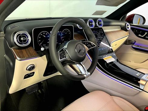 New 2026 Mercedes-Benz GLC 300 4MATIC image 9
