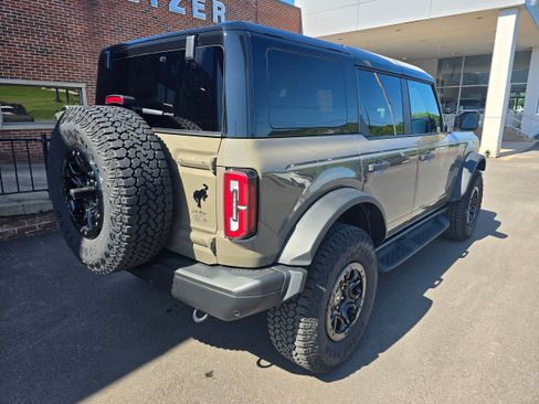Used 2025 Ford Bronco Badlands AWD/4WD image 7