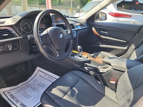 Used 2016 BMW 320i xDrive Sedan AWD/4WD image 19