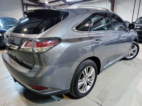 Used 2015 Lexus RX 450h AWD image 8