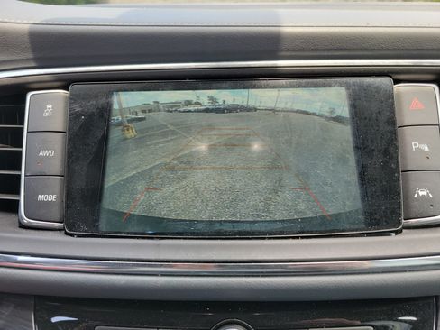 Used 2019 Buick Enclave Premium w/ Experience Buick Package AWD/4WD image 14
