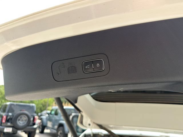 Used 2025 Lincoln Aviator Reserve w/ Jet Appearance Package AWD/4WD image 50