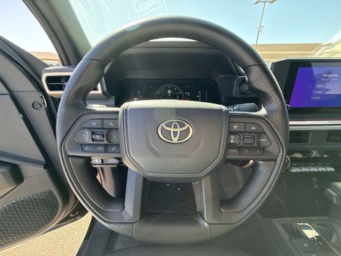 Used 2025 Toyota Tacoma SR image 28