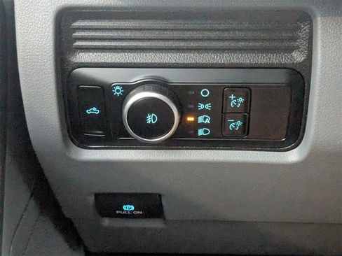 Used 2025 Ford F250 XLT image 27