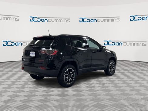 New 2026 Jeep Compass Trailhawk image 8