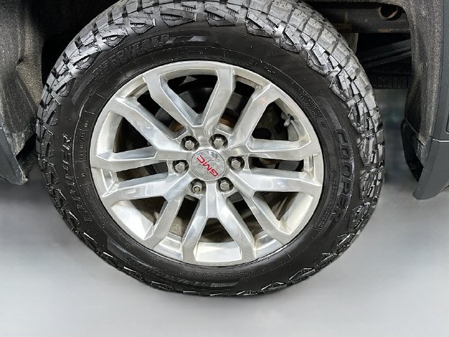 Used 2021 GMC Sierra 1500 SLT w/ X31 Off-Road Package AWD/4WD image 28