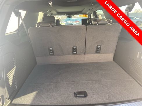 Certified 2024 Chevrolet Suburban High Country w/ Advanced Technology Package image 15