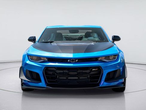 Used 2024 Chevrolet Camaro ZL1 RWD image 2