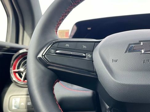 New 2025 Chevrolet Blazer EV RS RWD image 28