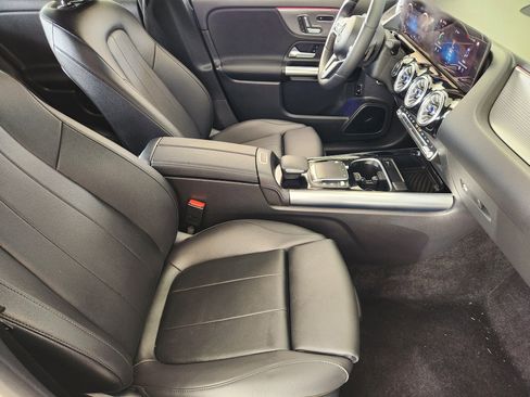 Used 2023 Mercedes-Benz GLA 250 4MATIC image 15