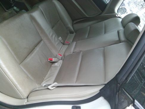 Used 2005 Subaru Outback 3.0R L.L. Bean image 18