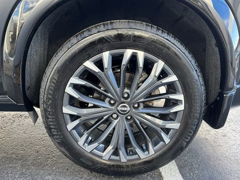 Used 2024 Nissan Rogue Platinum w/ Platinum Premium Package image 42