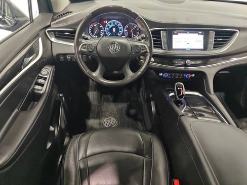 Used 2019 Buick Enclave Avenir w/ Avenir Technology Package AWD/4WD image 4