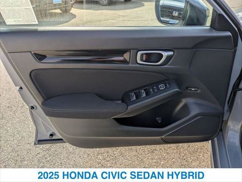Used 2025 Honda Civic Sport image 12