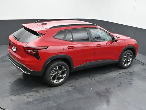 New 2026 Chevrolet Trax LT w/ Driver Confidence Package FWD image 41