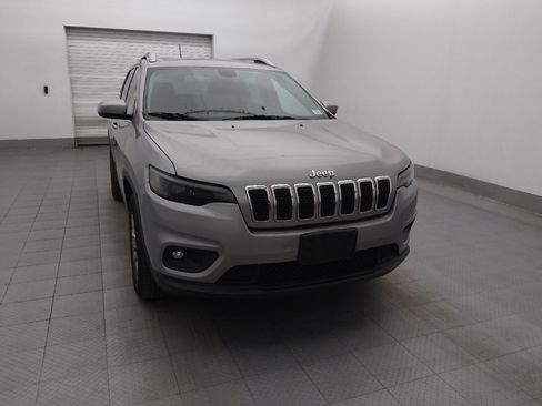 Used 2019 Jeep Cherokee Latitude Plus w/ Comfort/Convenience Group AWD/4WD image 14