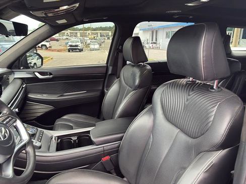 Used 2023 Hyundai Palisade Calligraphy image 16