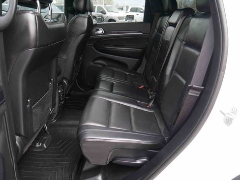 Used 2019 Jeep Grand Cherokee Limited w/ Luxury Group II image 13