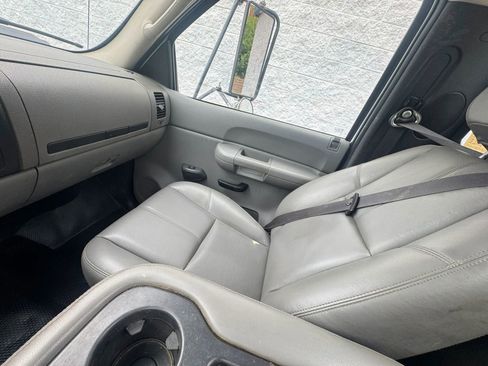 Used 2008 Chevrolet Silverado 3500 W/T RWD image 19