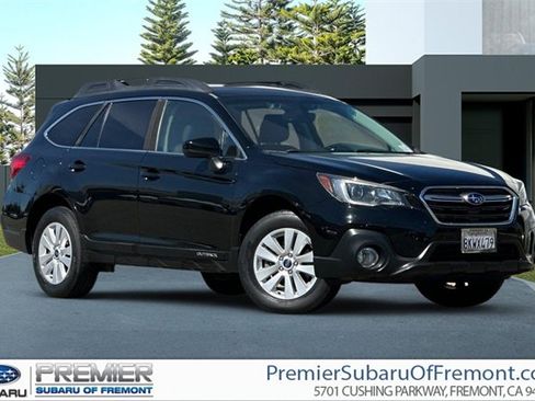 Used 2019 Subaru Outback 2.5i Premium image 1