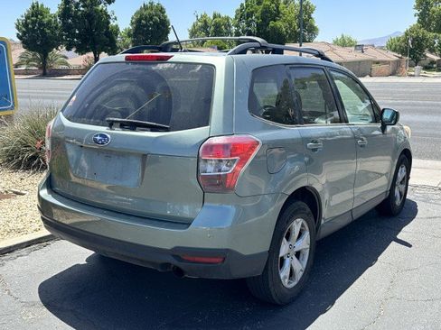 Used 2014 Subaru Forester 2.5i Premium AWD/4WD image 2