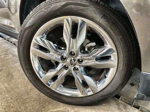 Used 2012 Ford Edge Limited FWD image 12
