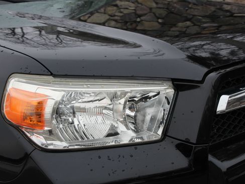 Used 2011 Toyota 4Runner SR5 image 44