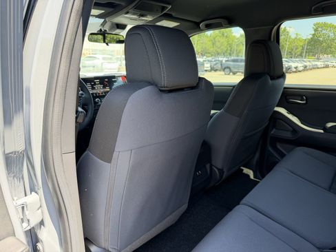 New 2026 Nissan Frontier SV w/ All-Weather Content Package RWD image 22