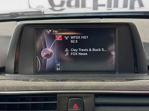 Used 2016 BMW 340i xDrive Sedan w/ Driver Assistance Package image 17