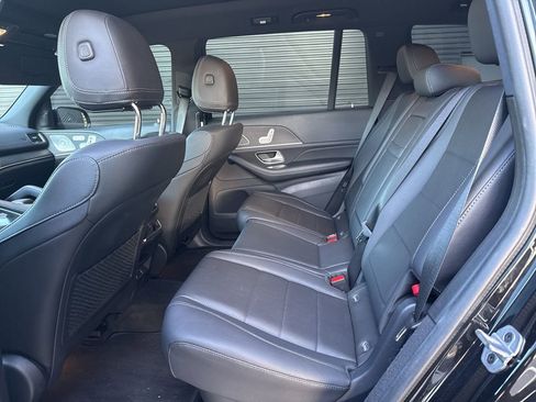 Used 2024 Mercedes-Benz GLS 450 4MATIC image 6