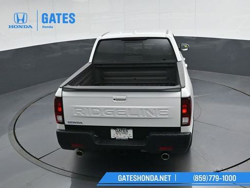 New 2026 Honda Ridgeline RTL image 42