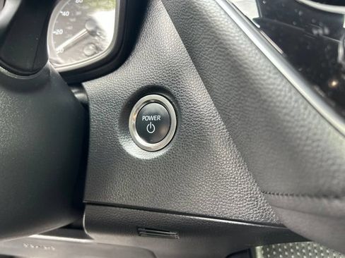 Used 2025 Toyota Corolla SE FWD image 27