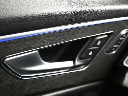 Used 2019 Audi Q8 Prestige image 30