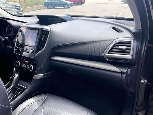 Used 2019 Subaru Forester Limited AWD/4WD image 13