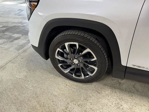 Certified 2022 GMC Terrain SLT w/ Infotainment Package II AWD/4WD image 10