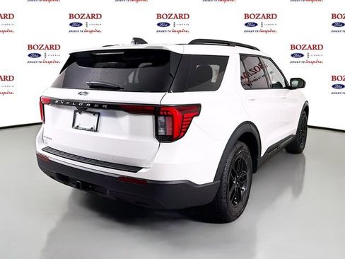 New 2026 Ford Explorer Active image 8