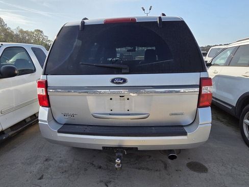 Used 2017 Ford Expedition Limited w/ Equipment Group 301A RWD image 9