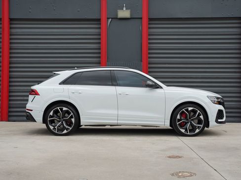 Used 2020 Audi RS Q8 w/ Carbon Optic Package AWD/4WD image 15