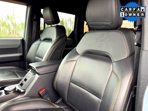 Used 2021 Ford Bronco Badlands image 14