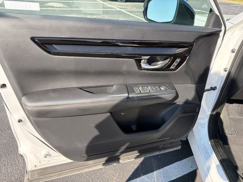 Used 2023 Honda CR-V Sport Touring image 11