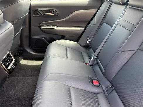Used 2025 Toyota Crown AWD/4WD image 26