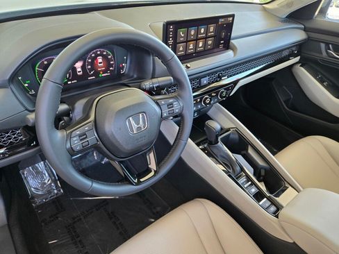 Used 2026 Honda Accord EX-L image 12