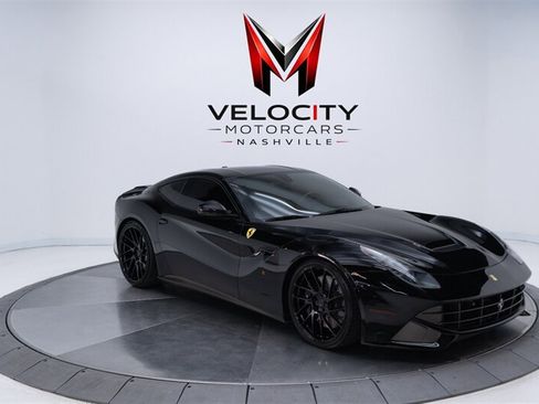 Used 2014 Ferrari F12 Berlinetta RWD image 12