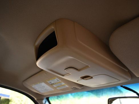 Used 2008 Ford F350 Lariat image 25