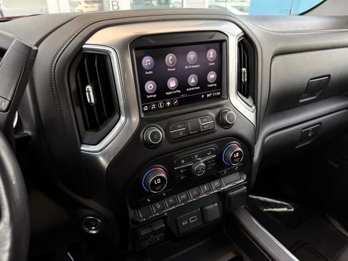 Used 2019 Chevrolet Silverado 1500 LT Trail Boss AWD/4WD image 40
