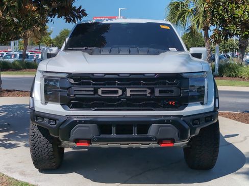 Used 2025 Ford F150 Raptor w/ Equipment Group 803A Raptor R AWD/4WD image 3