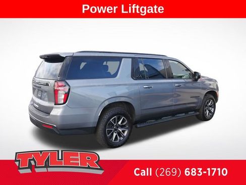 Used 2021 Chevrolet Suburban Z71 AWD/4WD image 8