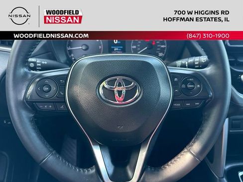 Used 2023 Toyota Corolla Cross LE AWD/4WD image 41